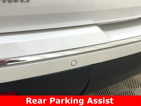 Certified 2023 Chevrolet Traverse Premier w/ LPO, Floor Liner Package image 19