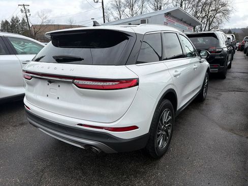 Used 2022 Lincoln Corsair Standard AWD w/ Equipment Group 101A image 6