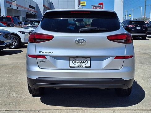 Used 2019 Hyundai Tucson SE image 6