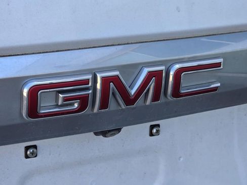 Used 2024 GMC Yukon Denali image 45
