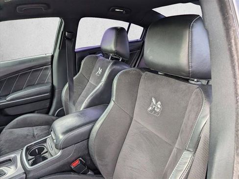 Used 2019 Dodge Charger Scat Pack w/ Dynamics Package image 14