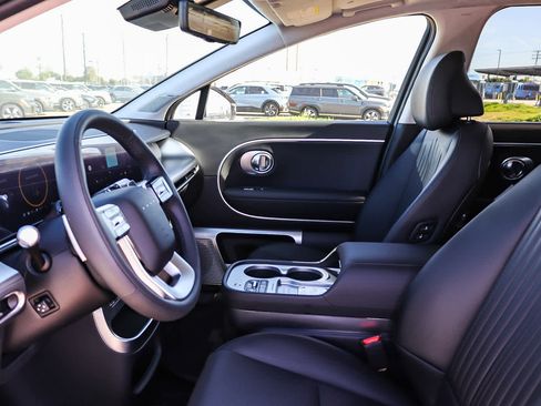 New 2026 Hyundai Ioniq 9 Calligraphy w/ Tow & Go Package image 22