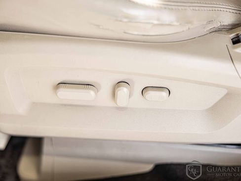 Used 2012 Lincoln MKX FWD image 22