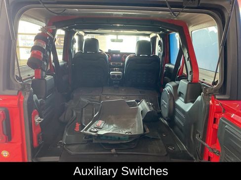 Used 2021 Jeep Wrangler Unlimited Rubicon AWD/4WD image 20