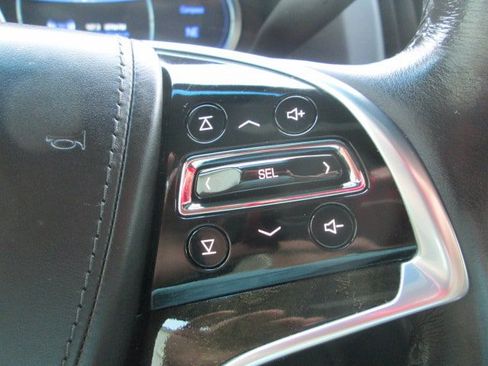 Used 2020 Cadillac Escalade Platinum AWD/4WD image 24