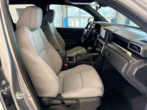 Used 2025 Toyota Tacoma SR5 image 23