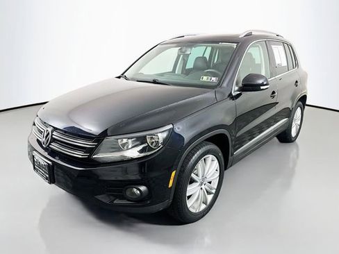 Used 2013 Volkswagen Tiguan SE image 3