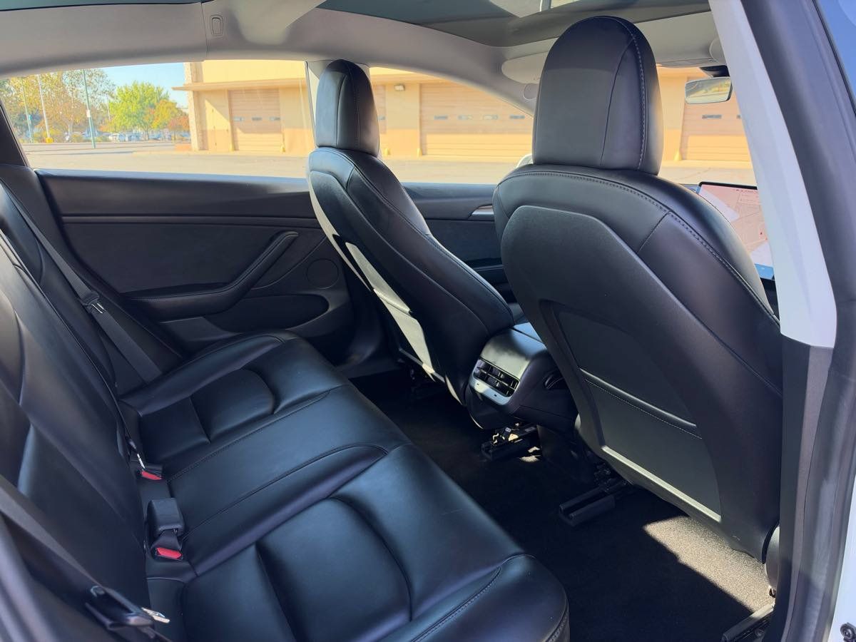 Used 2021 Tesla Model 3 Standard Range Plus RWD image 23