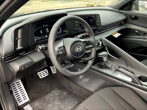 New 2026 Hyundai Elantra SEL Sport Premium w/ Cargo Package FWD image 6