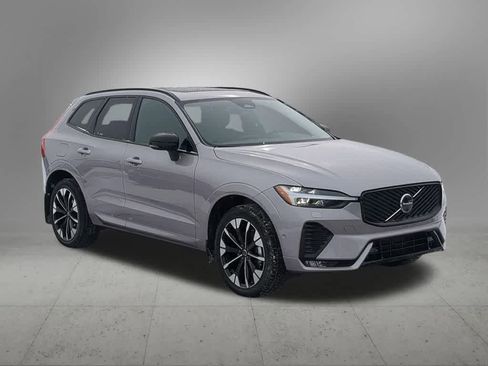Used 2026 Volvo XC60 B5 Plus w/ Protection Package Premier image 8