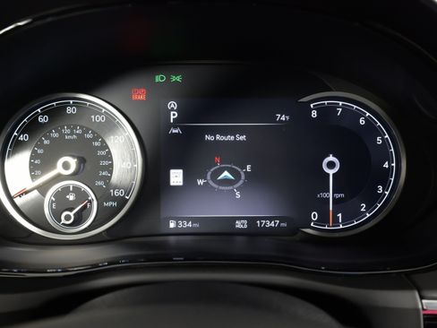 Used 2025 Genesis GV70 3.5T Sport AWD/4WD image 41