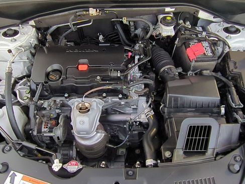 Certified 2023 Honda HR-V EX-L image 27