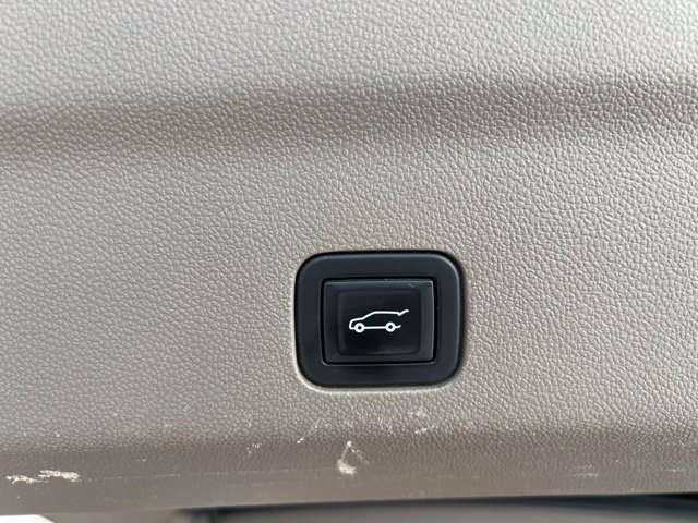 Used 2021 GMC Yukon Denali w/ Denali Premium Package AWD/4WD image 33