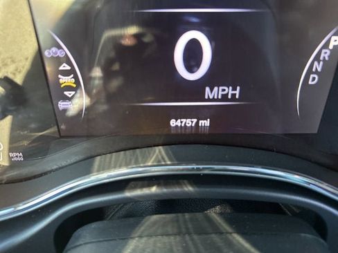 Used 2019 Jeep Grand Cherokee Limited image 16