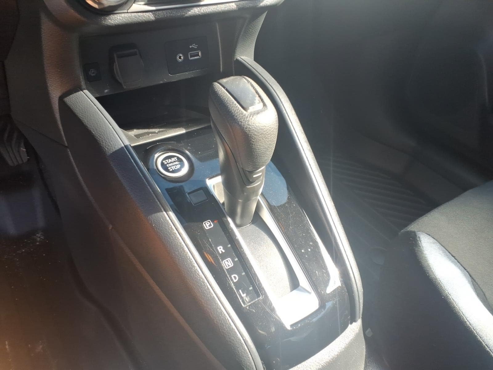 Used 2025 Nissan Versa SV FWD image 16
