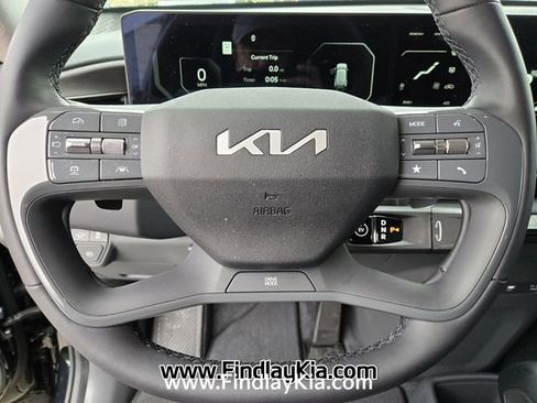 Certified 2026 Kia EV9 Light image 24