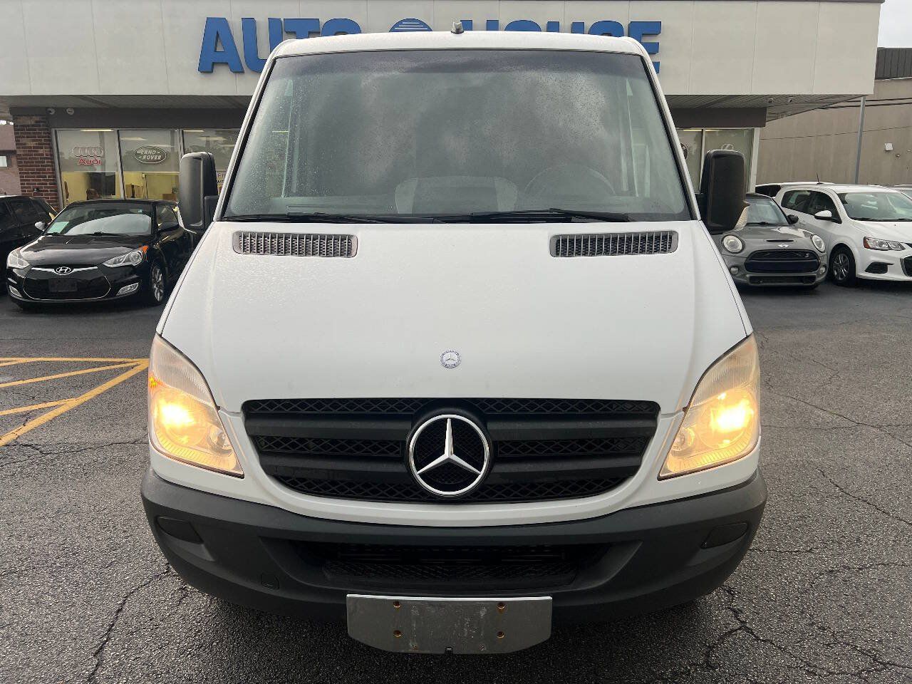 Used 2012 Mercedes-Benz Sprinter 2500 w/ Premium Pkg image 5