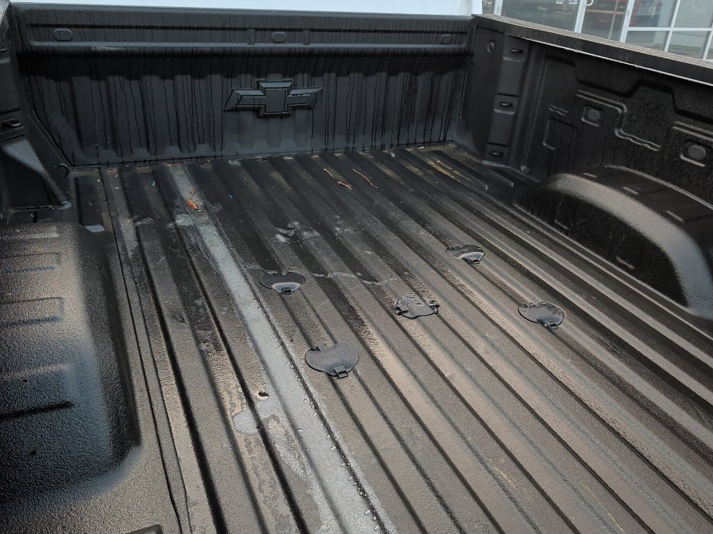 Used 2022 Chevrolet Silverado 2500 LTZ w/ LTZ Convenience Package AWD/4WD image 6