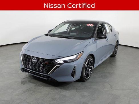 Certified 2024 Nissan Sentra SR w/ Trunk Package FWD image 2
