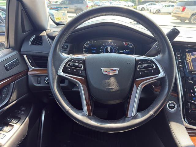 Used 2020 Cadillac Escalade Premium Luxury w/ LPO, Radiant Package RWD image 17
