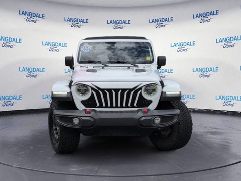 Used 2022 Jeep Wrangler Unlimited Rubicon w/ LED Lighting Group AWD/4WD image 12