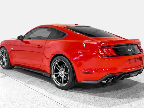 Used 2018 Ford Mustang GT Premium RWD image 8