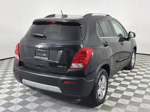 Used 2015 Chevrolet Trax LT w/ LT Plus Package FWD image 5