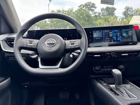New 2026 Nissan Kicks SV w/ Interior Electronics Package FWD image 7