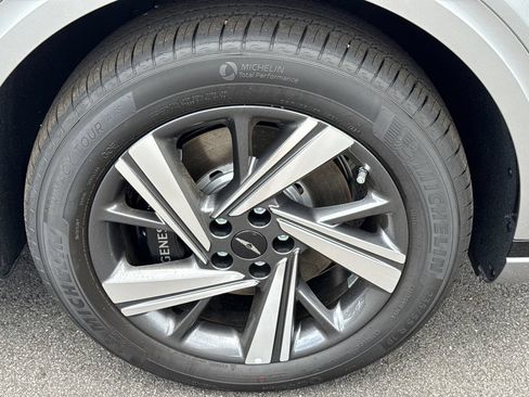 New 2026 Genesis GV70 3.5T Sport Advanced AWD/4WD image 14