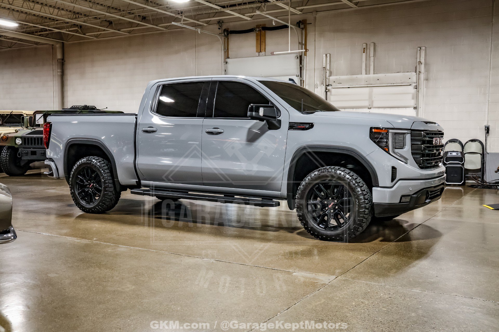 Used 2024 GMC Sierra 1500 Elevation w/ Elevation Premium Package AWD/4WD image 12