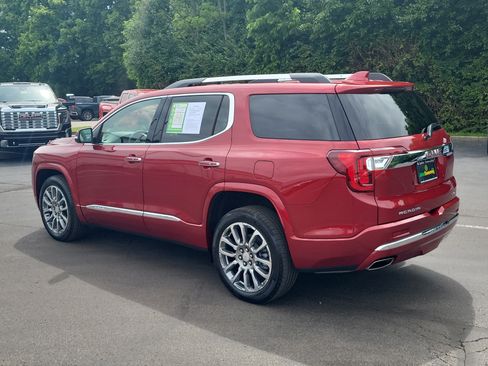 Used 2023 GMC Acadia Denali w/ Denali Ultimate Package AWD/4WD image 3