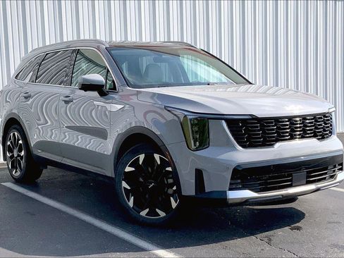 Used 2024 Kia Sorento SX image 32