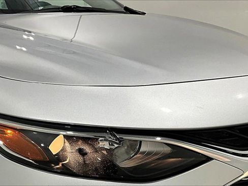 Used 2020 Chevrolet Malibu LT image 32