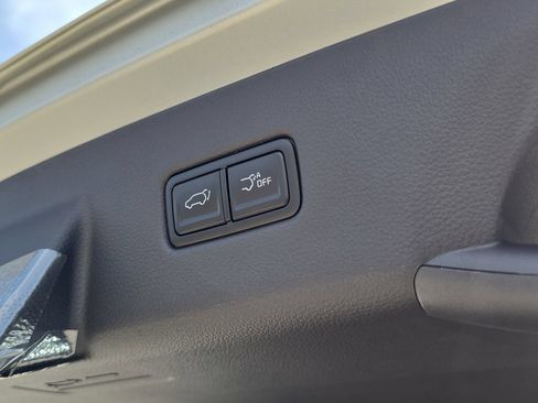 New 2026 Kia Carnival SX FWD image 11