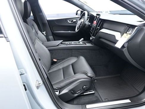 New 2026 Volvo XC60 T8 Ultra w/ Protection Package Premier image 28