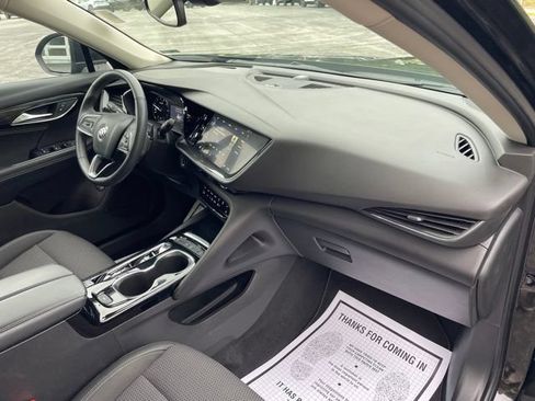 Used 2022 Buick Envision Preferred FWD image 33
