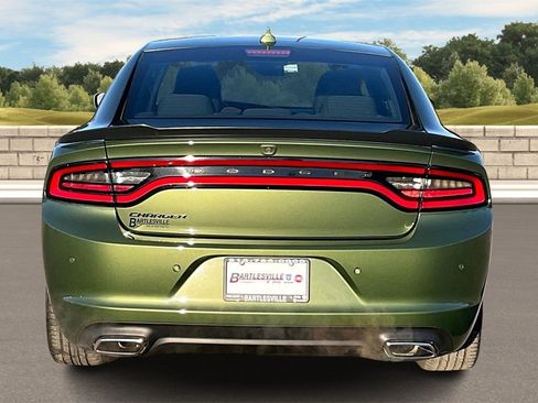 Used 2023 Dodge Charger SXT w/ Blacktop Package image 4