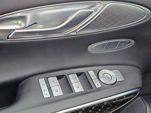 Certified 2025 Genesis GV70 3.5T Sport w/ Sport Prestige Package image 32