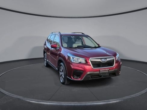 Used 2019 Subaru Forester Premium image 2