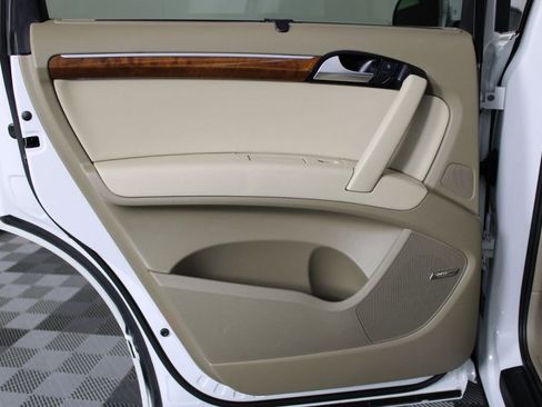 Used 2015 Audi Q7 3.0T Premium Plus w/ Premium Plus Package image 27