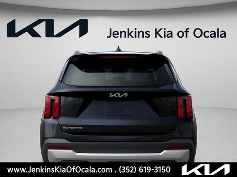 New 2026 Kia Sorento S w/ S Panoramic Sunroof Package FWD image 4