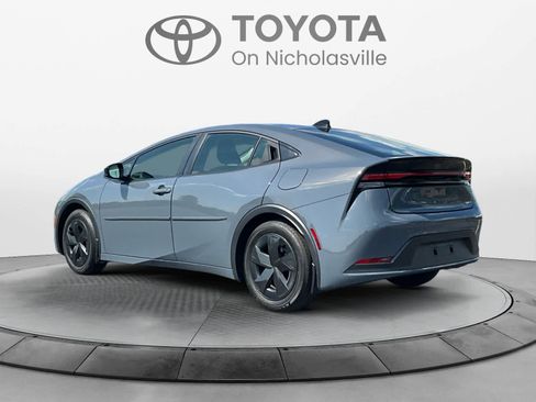 Used 2026 Toyota Prius LE FWD image 3