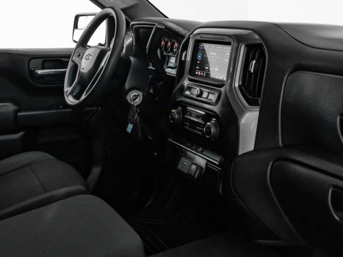 Used 2019 Chevrolet Silverado 1500 Custom w/ Custom Value Package image 19