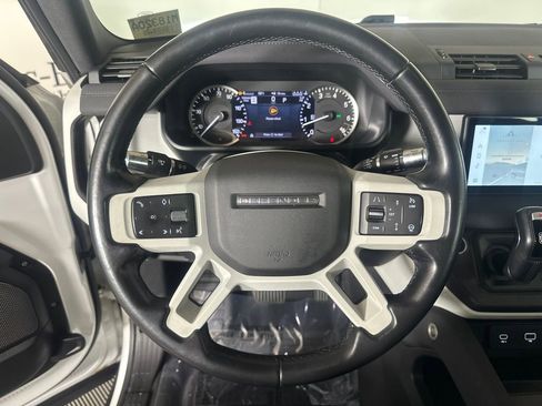 Used 2022 Land Rover Defender 110 AWD/4WD image 23