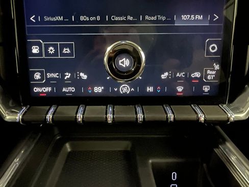 Used 2025 GMC Acadia Elevation image 35