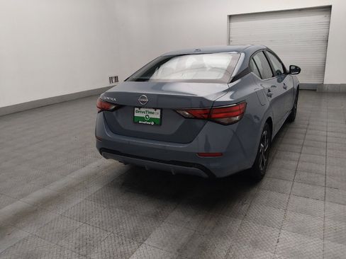 Used 2025 Nissan Sentra SV FWD image 9