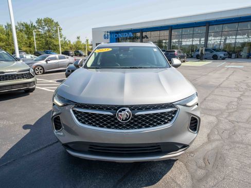 Used 2023 Buick Envision Avenir AWD/4WD image 2
