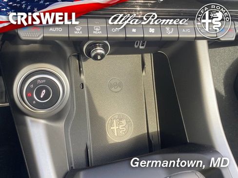 New 2024 Alfa Romeo Tonale Veloce image 29