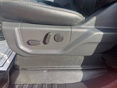 Used 2022 Ford F250 Lariat w/ Lariat Ultimate Package image 15