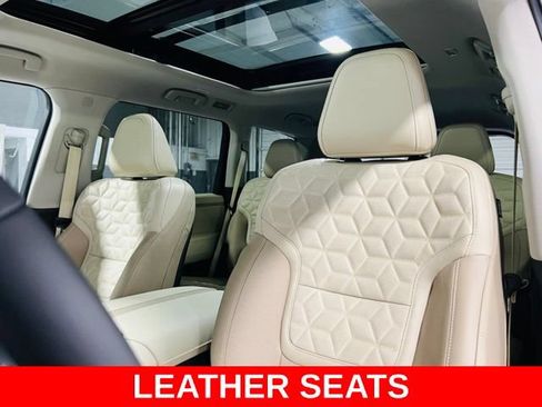 New 2026 Nissan Armada Platinum AWD/4WD image 3